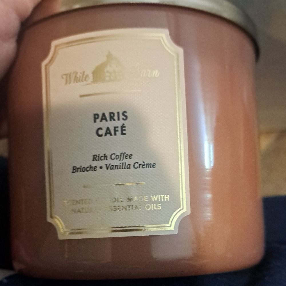 White Barn Paris Café Candle - Warm Brown